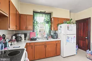 1228 Broadway, Hanover, PA 17331 - Photo 8