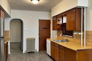 819 E Market St, York, PA 17403 - Photo 4