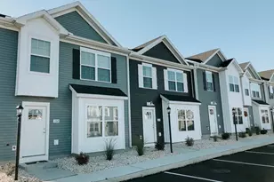 200 Beechwood Wy, Hanover, PA 17331 - Photo 1