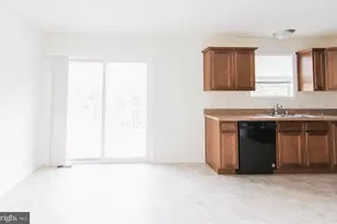 40 Mustang Dr, Hanover, PA 17331 - Photo 4