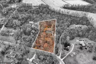 7923 Hickory Rd, Stewartstown, PA 17363 - Photo 2