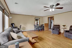 737 Range End Rd, Dillsburg, PA 17019 - Photo 2