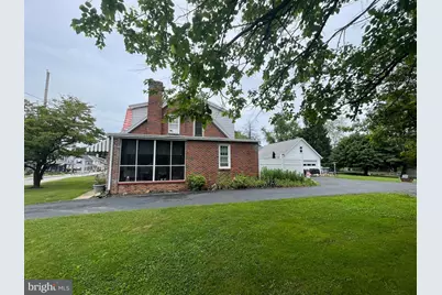 69 S Main Street, Stewartstown, PA 17363 - Photo 4