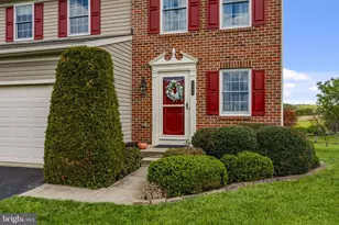 3543 Hardwood Terrace, Spring Grove, PA 17362 - Photo 2