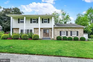 2925 Broxton Ln, York, PA 17402 - Photo 1