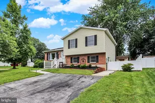 1 Cardinal Dr, Hanover, PA 17331 - Photo 2
