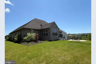 558 Monarch Drive, York, PA 17403 - Photo 4