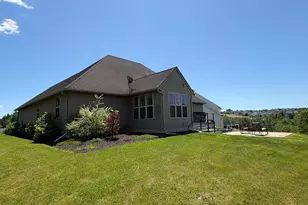 558 Monarch Dr, York, PA 17403 - Photo 4
