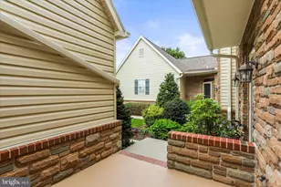 1443 Turnberry Ct, York, PA 17403 - Photo 2