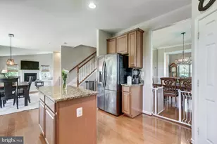 2286 Swiftwater Dr, Hanover, PA 17331 - Photo 8