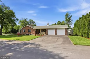 251 S Vernon St, York, PA 17402 - Photo 2