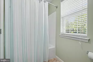 2570 Carriage Ln, Dover, PA 17315 - Photo 18