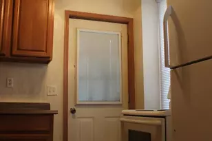 42 Laurel St, York, PA 17404 - Photo 2