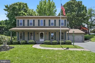 2870 Travis Ct, York, PA 17403 - Photo 1