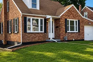 102 N Oxford St, East York, PA 17402 - Photo 2
