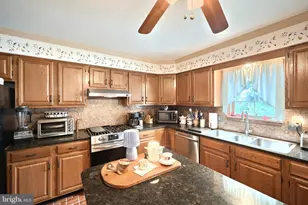 705 Washington Ave, Hanover, PA 17331 - Photo 28