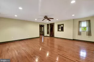 2560 N Sherman St, York, PA 17406 - Photo 8