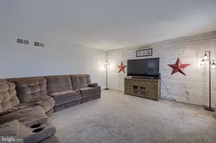 745 Thomas Armor Dr, Windsor, PA 17366 - Photo 16