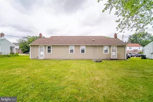 1078 Kelly Dr, York, PA 17404 - Photo 2