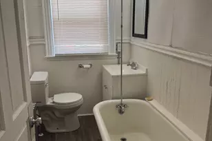668 E Market St, York, PA 17401 - Photo 8