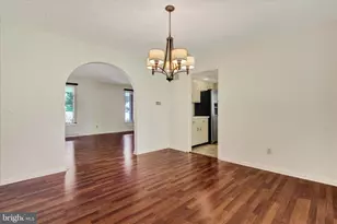 3240 Round Hill Rd, York, PA 17402 - Photo 10