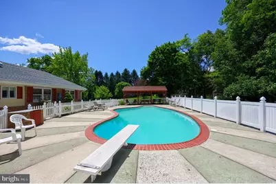 5380 Rayma Drive, York, PA 17407 - Photo 8