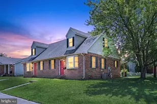 439 Grant Dr, Hanover, PA 17331 - Photo 1