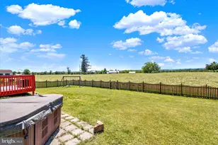 2525 Admire Springs Dr, Dover, PA 17315 - Photo 26