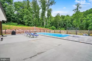911 N Circle Dr, Dover, PA 17315 - Photo 42