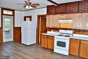 33 W Forrest Ave, Shrewsbury, PA 17361 - Photo 16