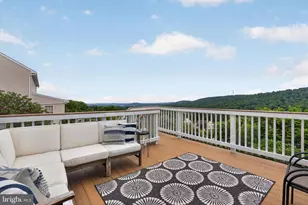517 Sandpiper Ln, New Cumberland, PA 17070 - Photo 2
