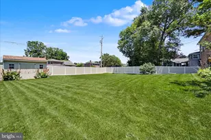 2447 Princeton Rd, York, PA 17402 - Photo 2