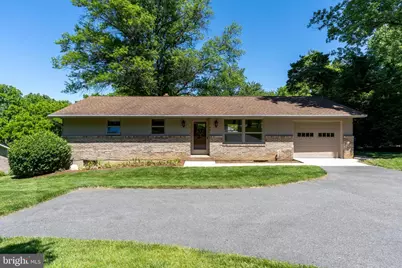 4156 Wilshire Drive, York, PA 17402 - Photo 1