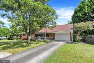 224 Deguy Ave, Hanover, PA 17331 - Photo 2