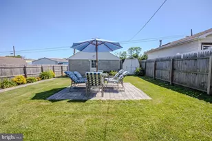 822 McAllister St, Hanover, PA 17331 - Photo 4