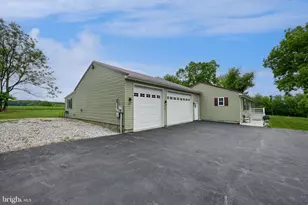 1025 White Oak Rd, Windsor, PA 17366 - Photo 10