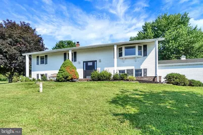 6043 Woods Road, Stewartstown, PA 17363 - Photo 2