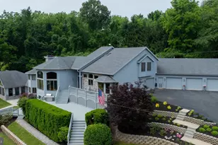 3020 Pond Dr, York, PA 17402 - Photo 4