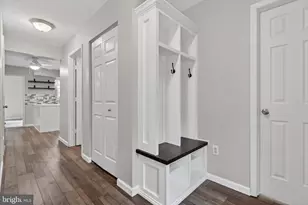 1095 Cherimoya St, York, PA 17404 - Photo 4