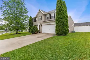 155 Hunter Creek Dr, York, PA 17406 - Photo 2