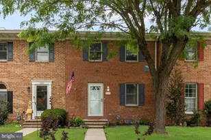 228 Georgetown Circle, Hanover, PA 17331 - Photo 2