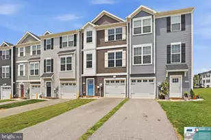 182 Hudson Blvd, Red Lion, PA 17356 - Photo 2