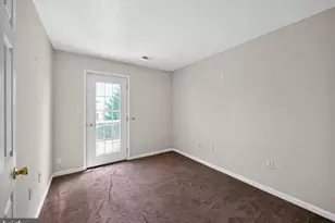 436 Buttonwood Ln, York, PA 17406 - Photo 8