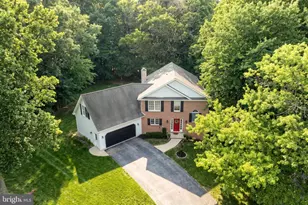 2251 Tall Oaks Ln, York, PA 17406 - Photo 4