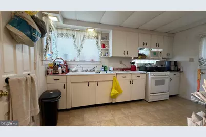 515 W Broadway, Red Lion, PA 17356 - Photo 24