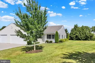1267 Village Dr, Spring Grove, PA 17362 - Photo 2
