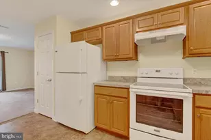 1267 Village Dr, Spring Grove, PA 17362 - Photo 12