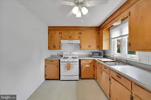 2308 S Pine St, York, PA 17402 - Photo 12