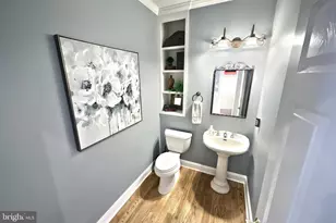 1361 Wicklow Dr, York, PA 17404 - Photo 16