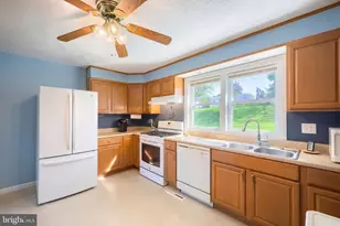 620 Memory Ln, Red Lion, PA 17356 - Photo 10
